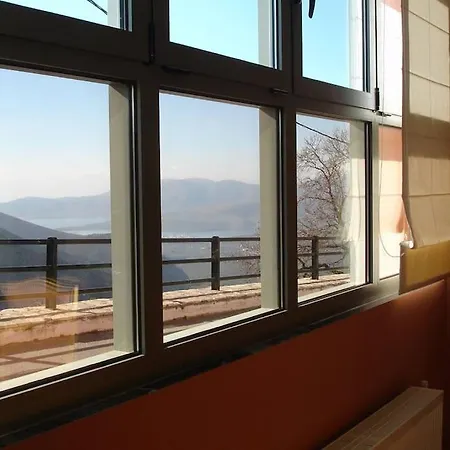 Delphihouse Apartment *